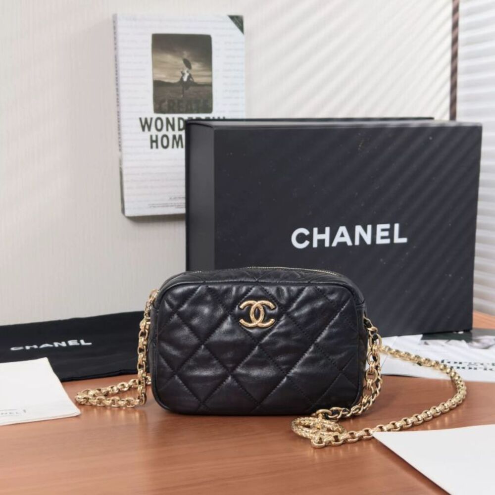 Chanel Women Pre-Loved Bag Very Good Condition